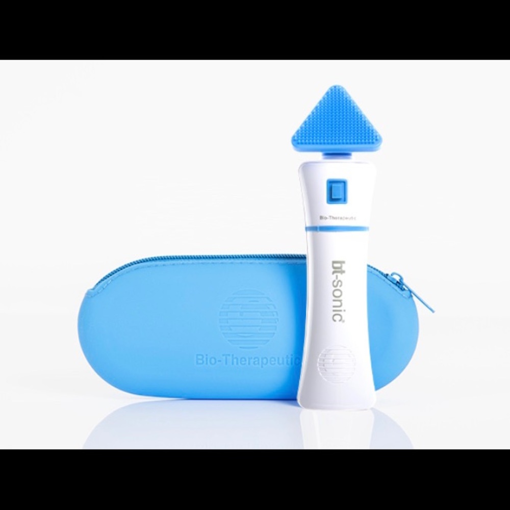 NEW in Box - Ultra sonic Facial cleansing brush
